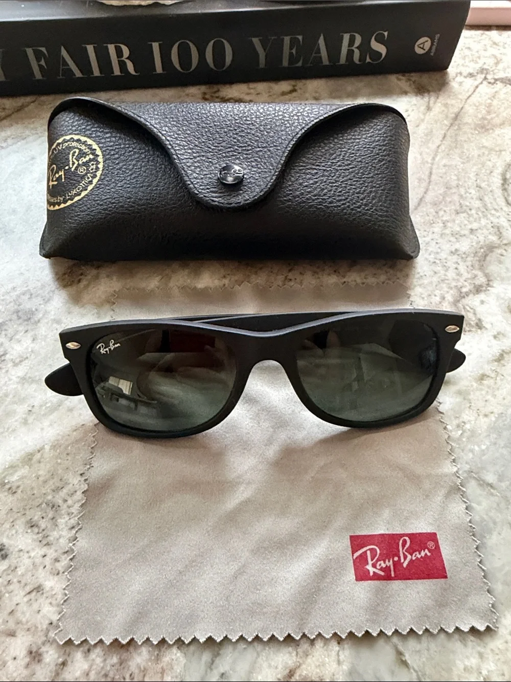 Ray-Ban Matte Black Frame Sunglasses with Green Lenses